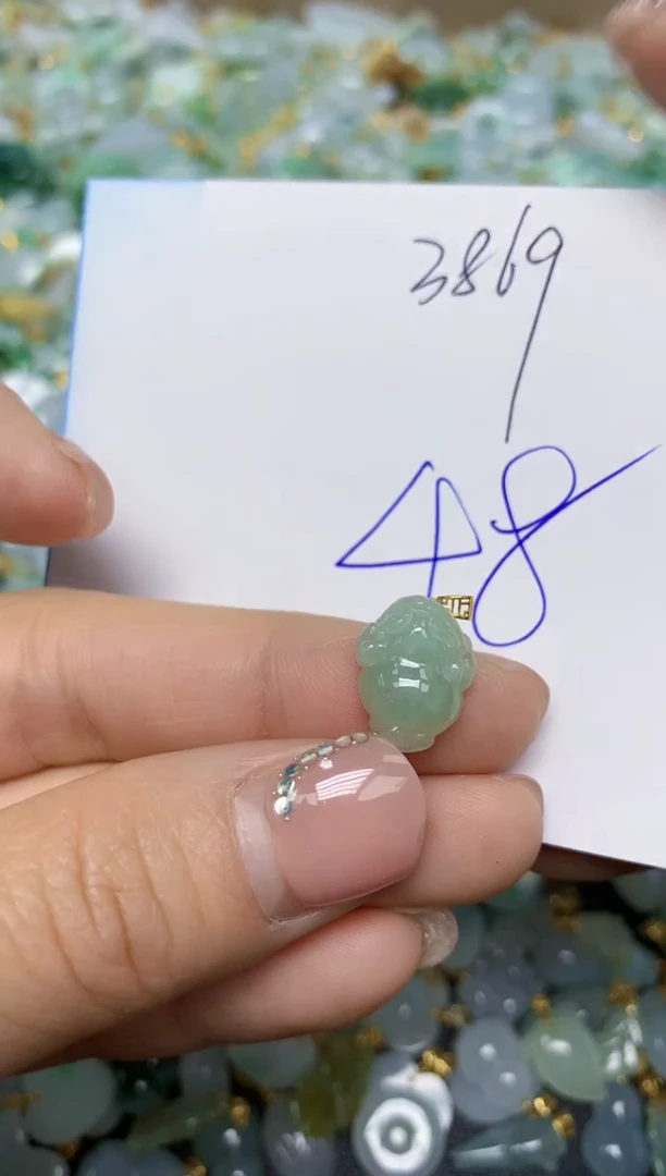 【闪购商品】翡翠挂件18K金镶嵌 天然翡翠A货