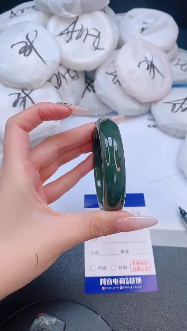 和田玉手镯未镶嵌2L85-54