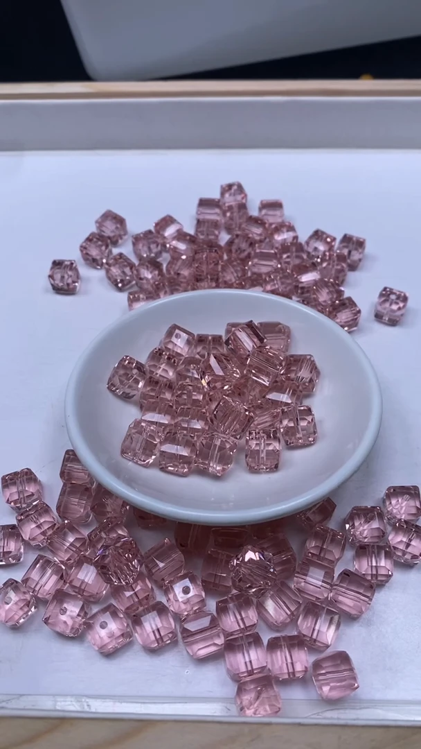 未镶嵌珠宝半成品水晶A1543 粉水晶方糖10mm10个15元