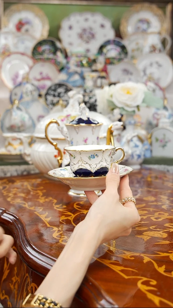 摆件米多家中古瓷器如图所示79.