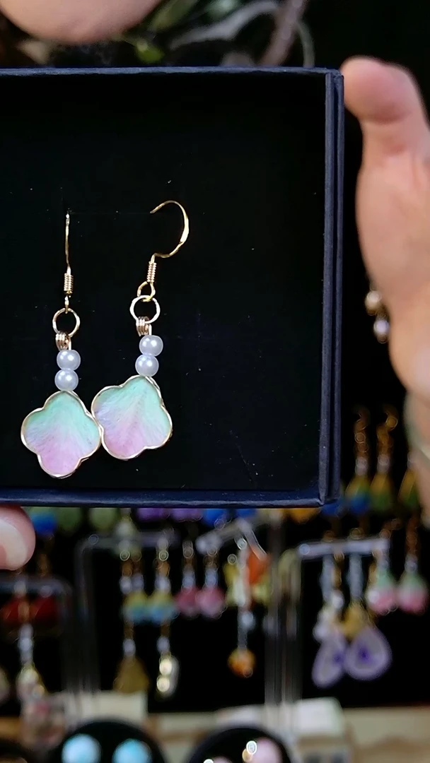 织绣纯手工非遗绒花