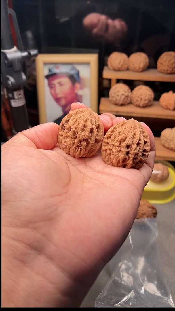 吊坠文玩核桃虎头