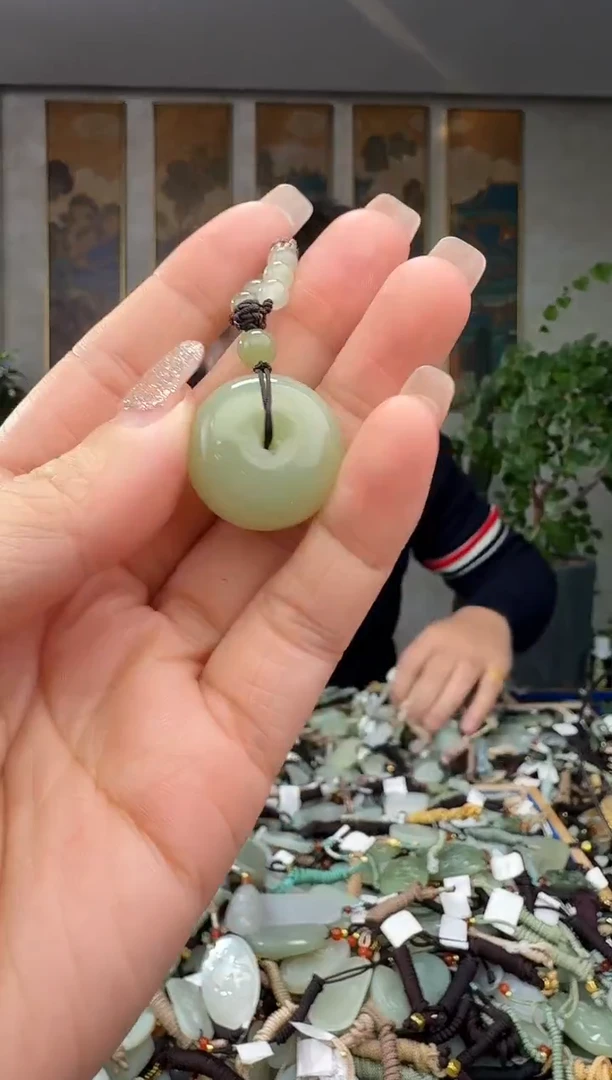 颈饰未镶嵌和田玉拍一发一多样性发货