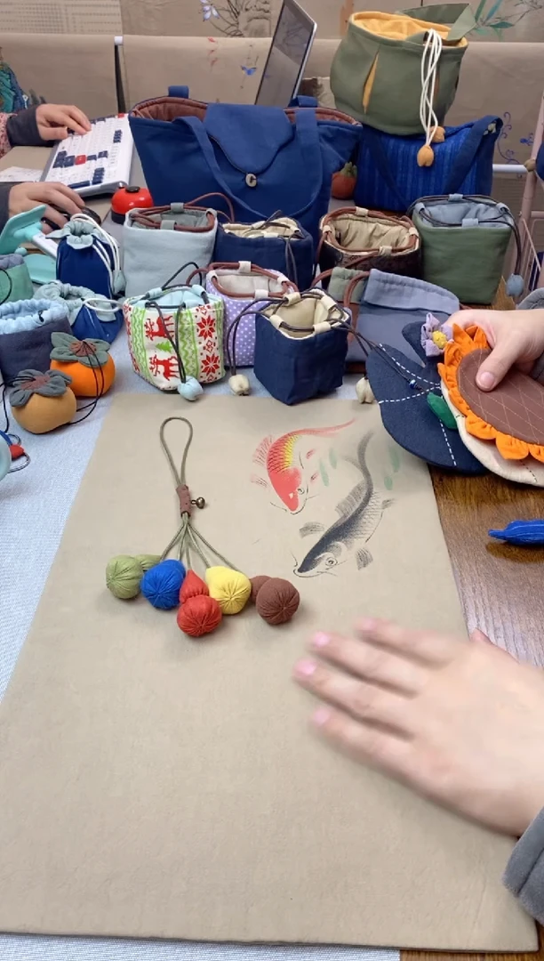 【闪购商品】布艺五福葫芦挂件————