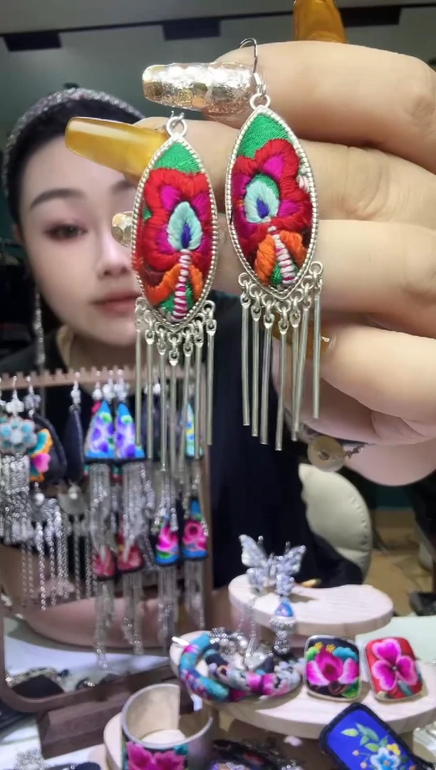 刺绣纯手工民族风耳环