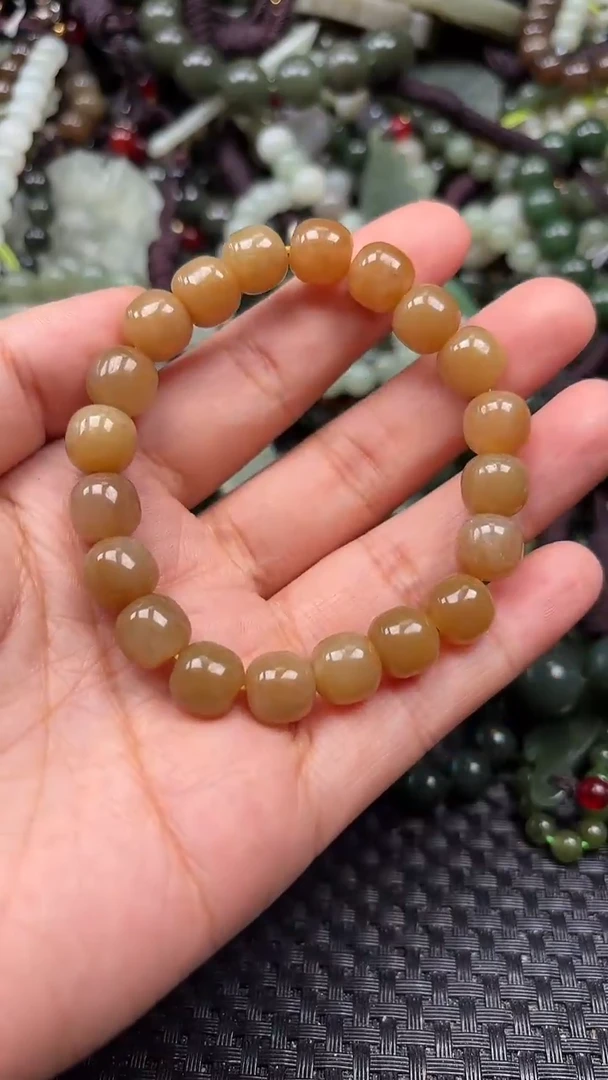 和田玉未镶嵌颈饰1