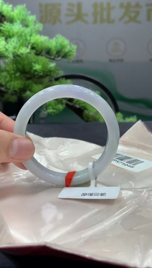 未镶嵌手镯翡翠翡翠手镯