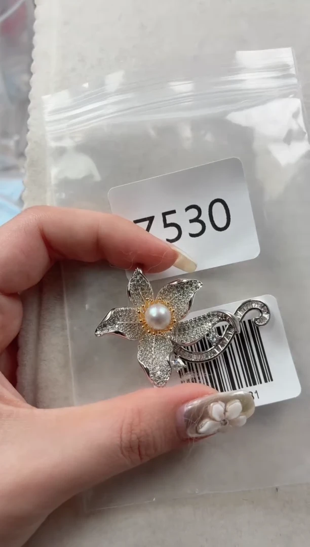 未镶嵌胸针海水珍珠Z530