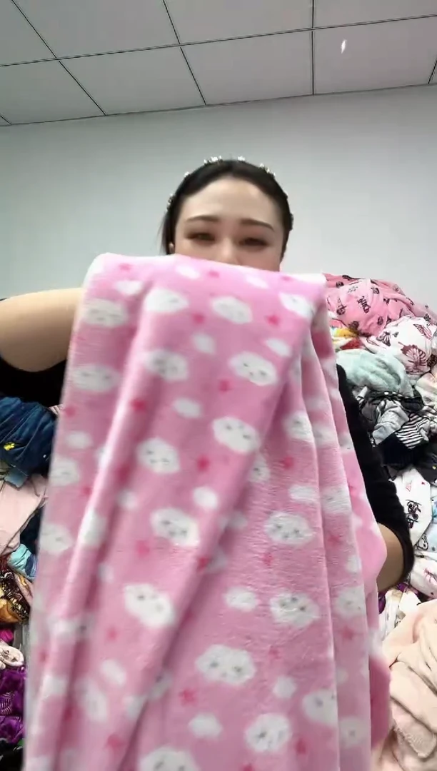 法兰绒1.5x1.5左右已主播介绍为准