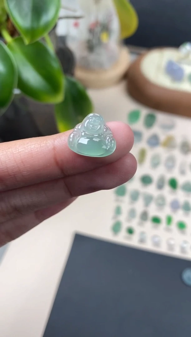 【闪购商品】翡翠颈饰未镶嵌翡翠冰种佛公