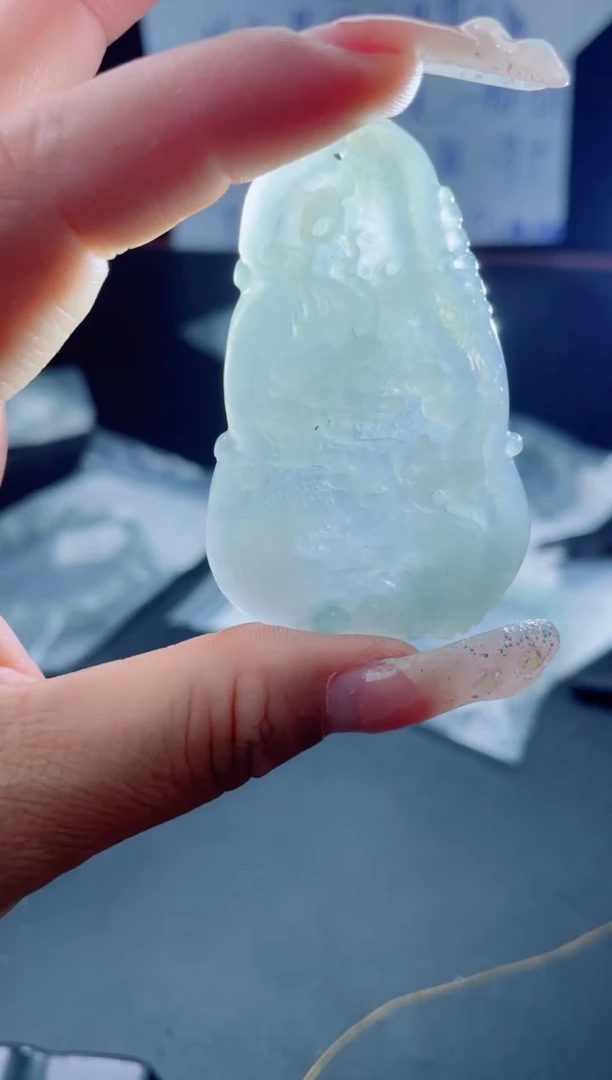 未镶嵌定制翡翠挂件