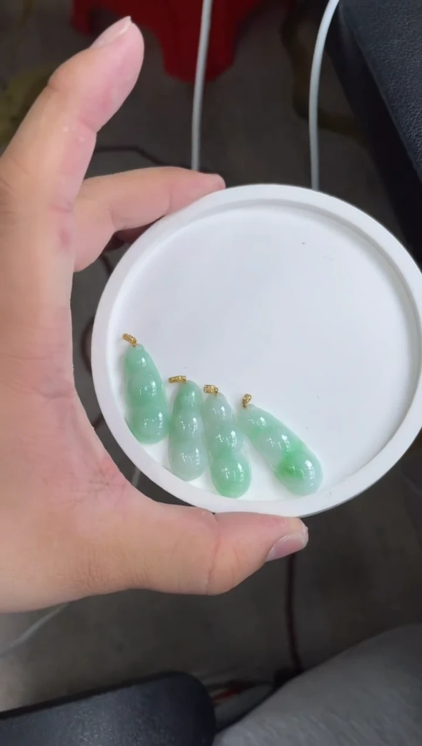 18K金镶嵌定制翡翠DDJ40907/多样性发一件