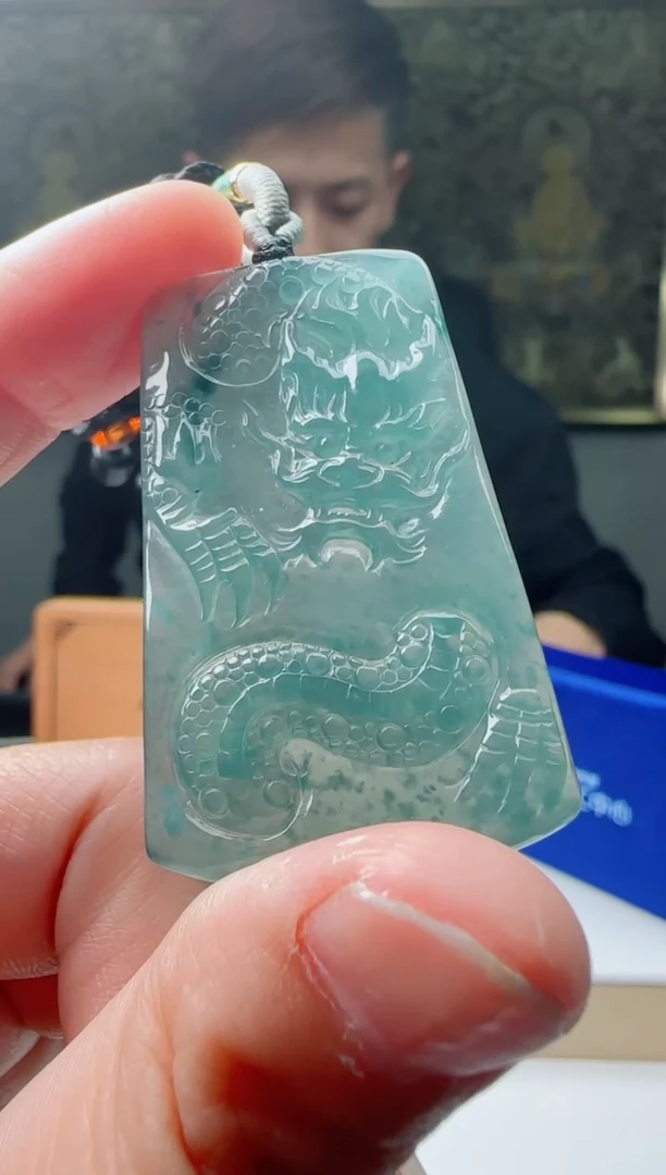 【闪购商品】翡翠颈饰未镶嵌1111111111