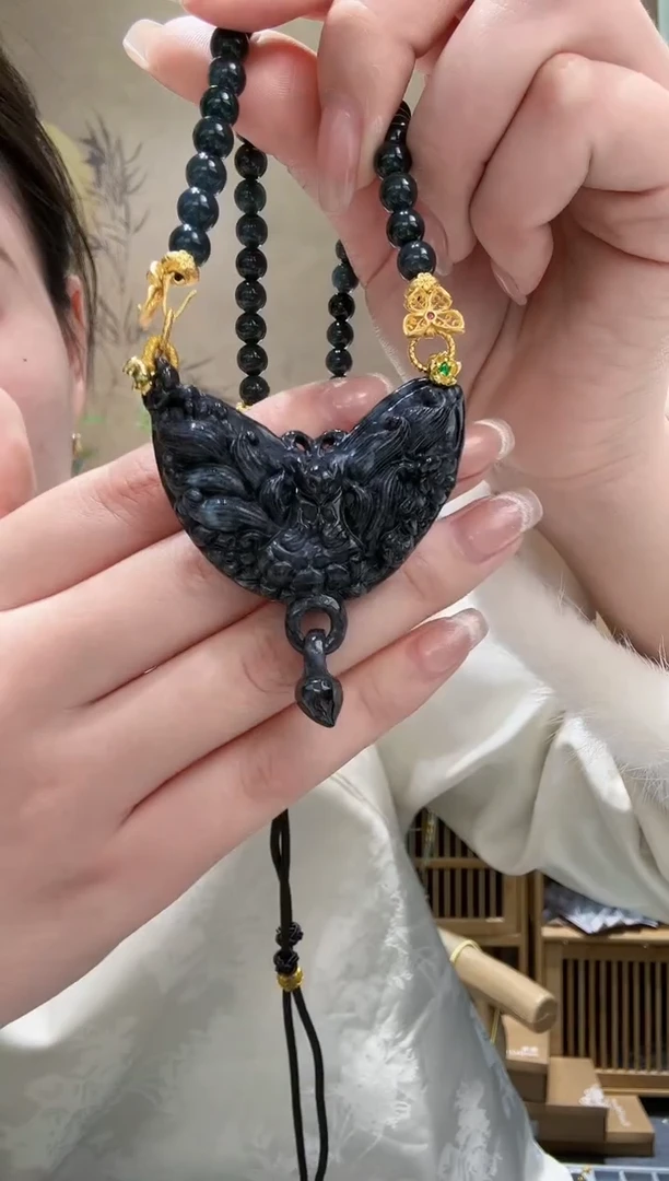 【闪购商品】翡翠颈饰未镶嵌吊坠