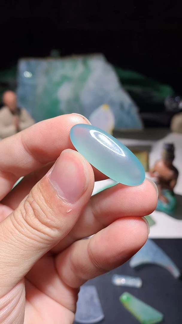 未镶嵌定制翡翠吊坠