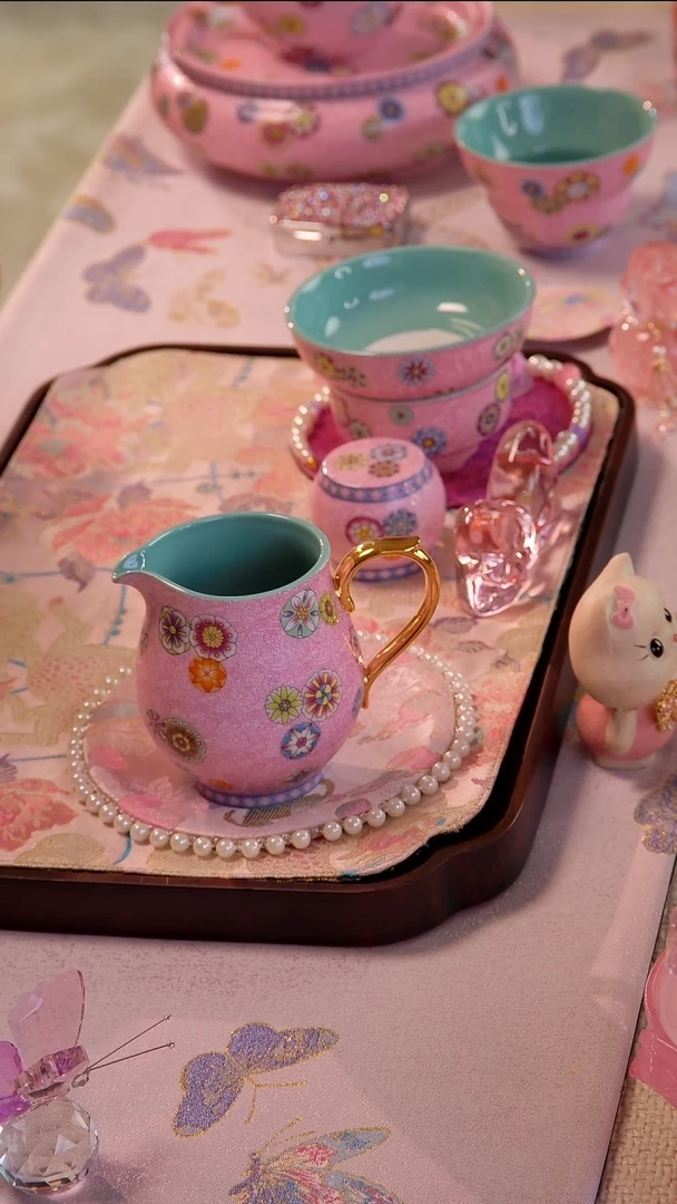 春风拾光  公道杯 如图