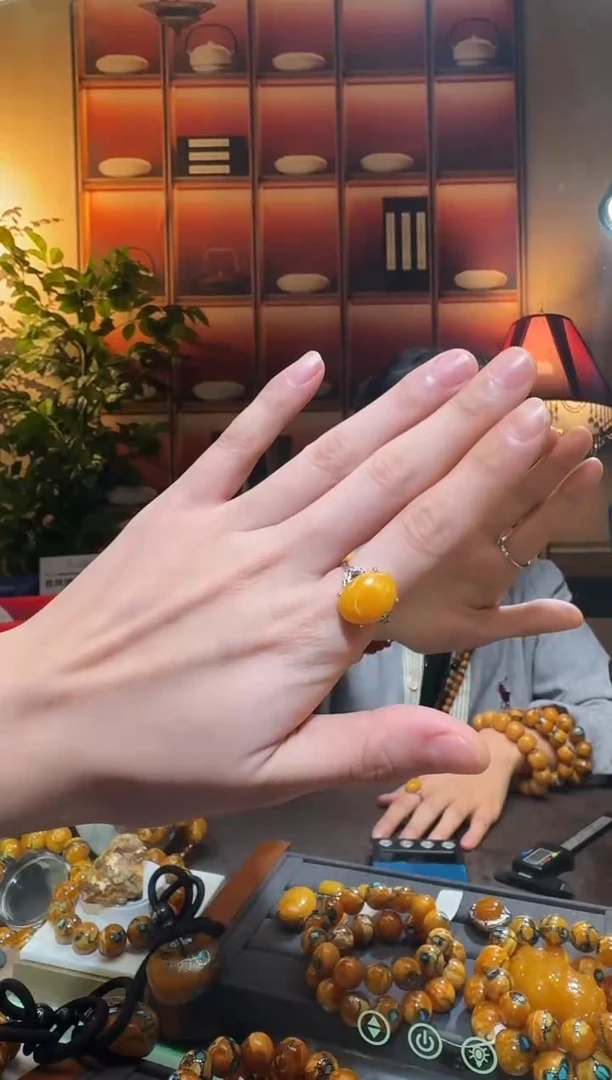 蜜蜡颈饰银S925镶嵌5458选择多样性发货其中一件