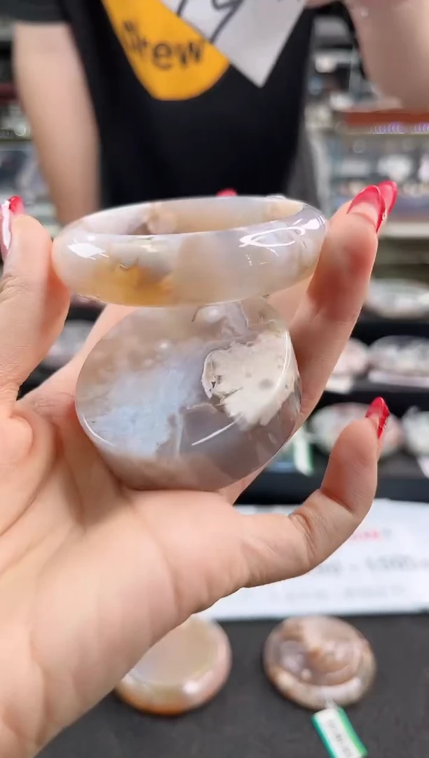 未镶嵌手镯石英质玉54圈口（不退不换）1491039