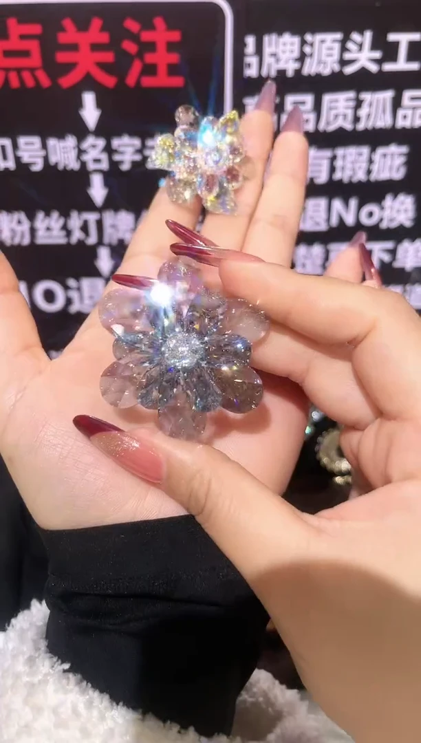 锆石铜合金精品饰界