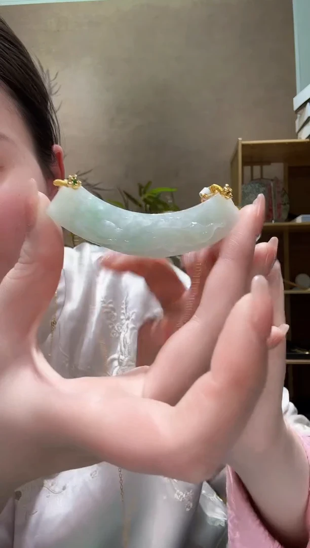 【闪购商品】翡翠颈饰未镶嵌吊坠