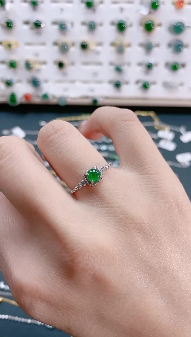 【闪购商品】翡翠戒指银S925镶嵌天然翡翠