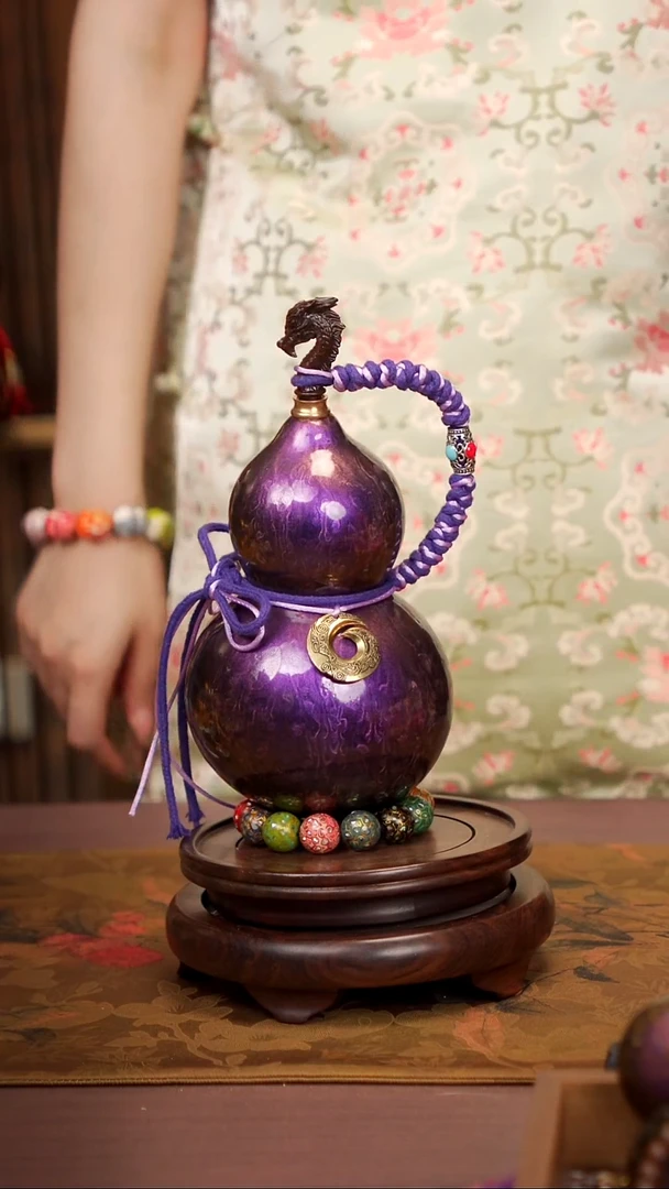 223易林漂漆酒葫芦------178