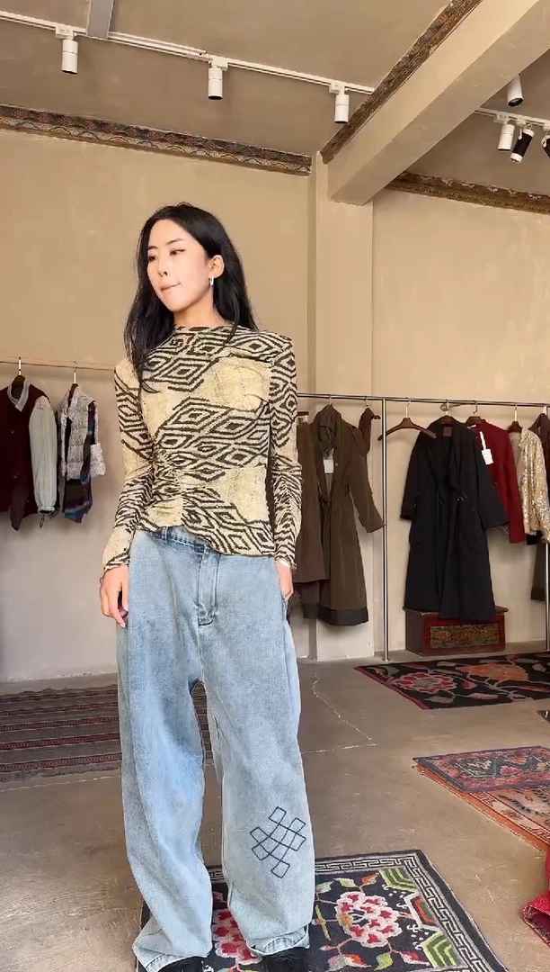 KWC26FW图腾打底M