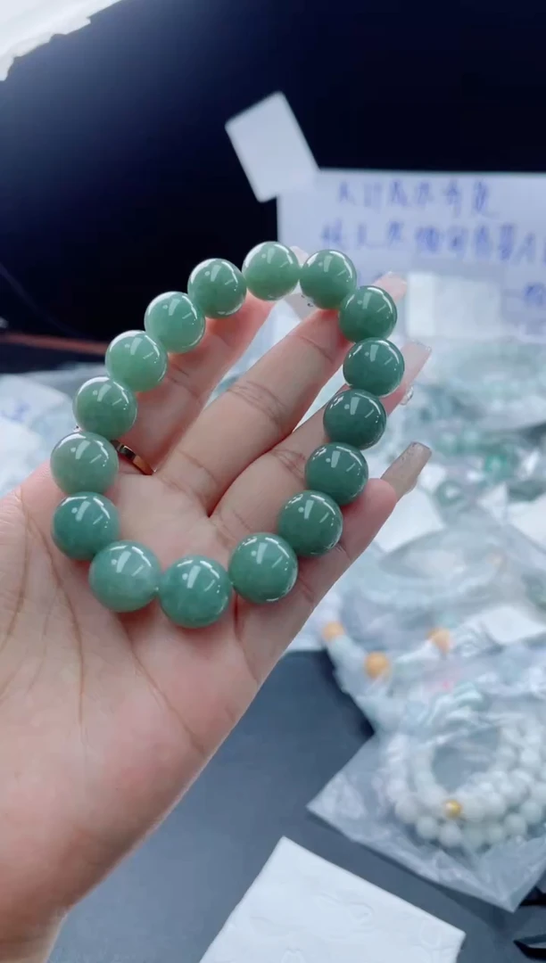 未镶嵌定制翡翠珠串