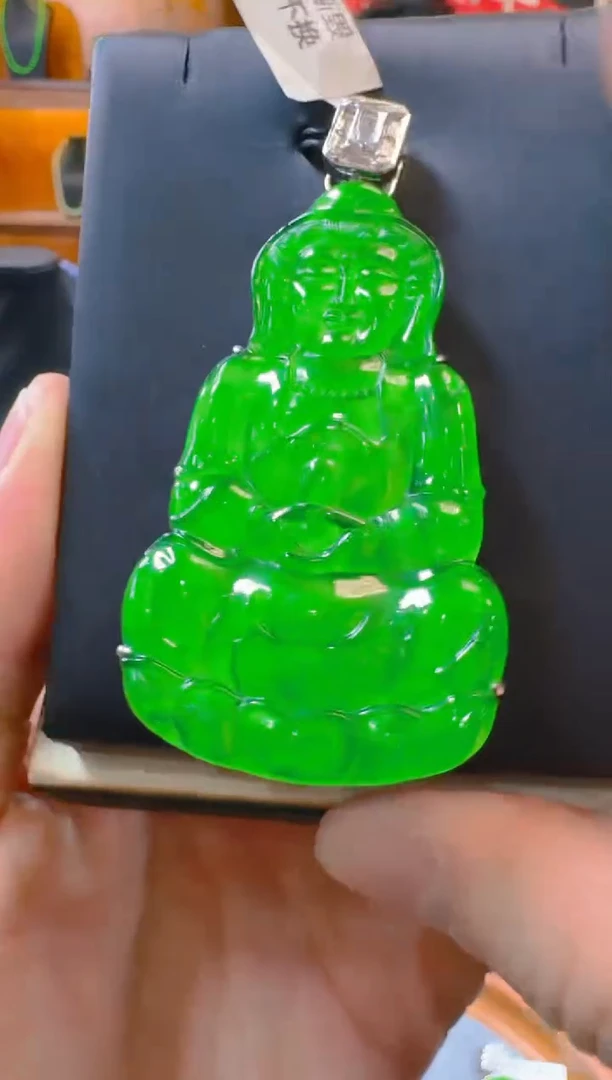 吊坠(赠链)银S925镶嵌翡翠天然A货翡翠