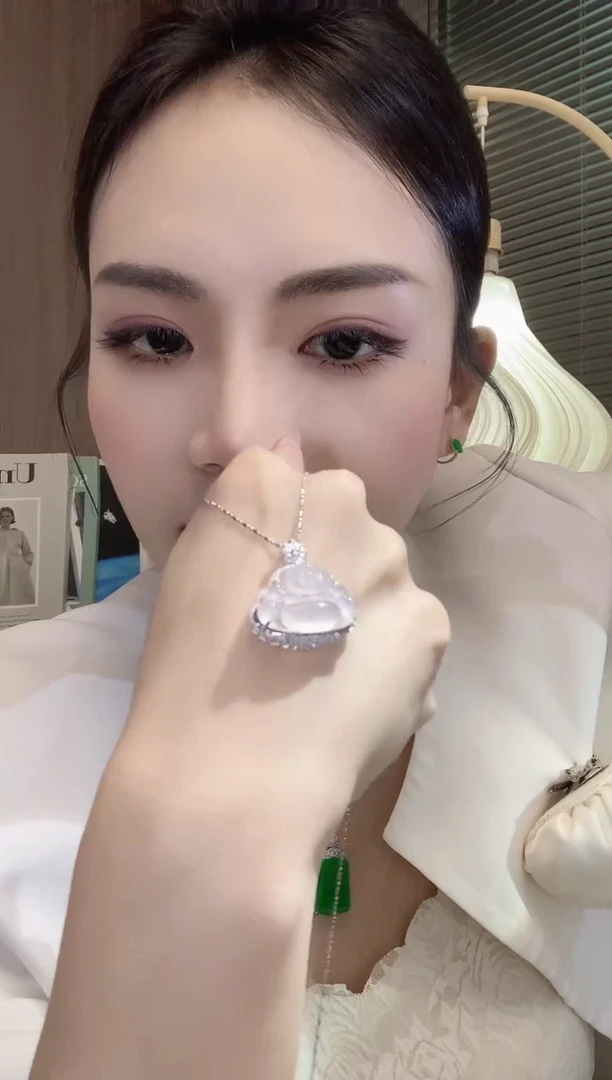 翡翠18K金镶嵌吊坠(不含链)A18