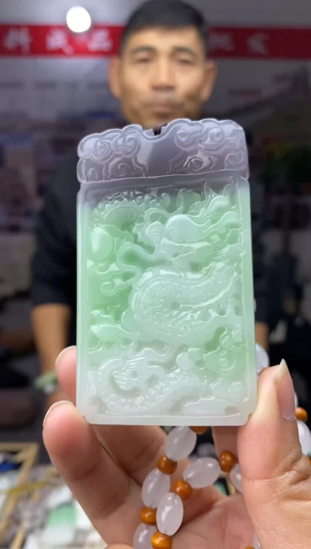 颈饰未镶嵌石英质玉天然玉石未镶嵌颈饰