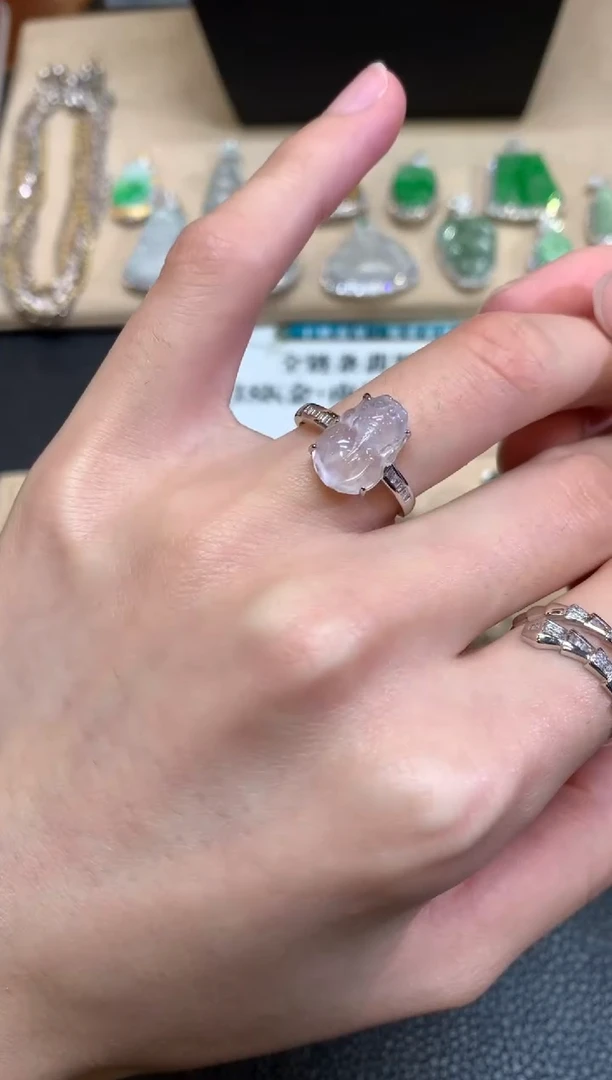 【闪购商品】翡翠戒指18K金镶嵌貔貅【无服务费】