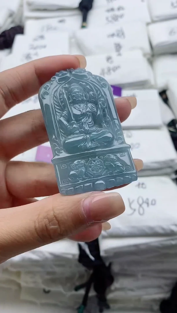 颈饰未镶嵌翡翠8