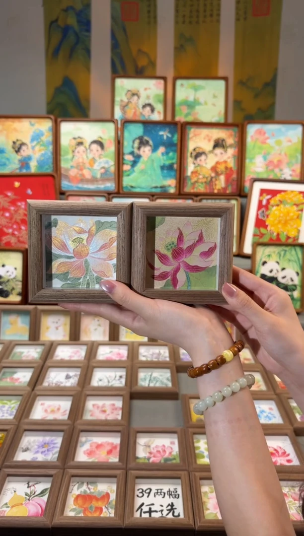 国画小荷花 重彩红莲 一组11