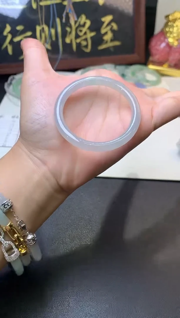 未镶嵌定制翡翠毛货