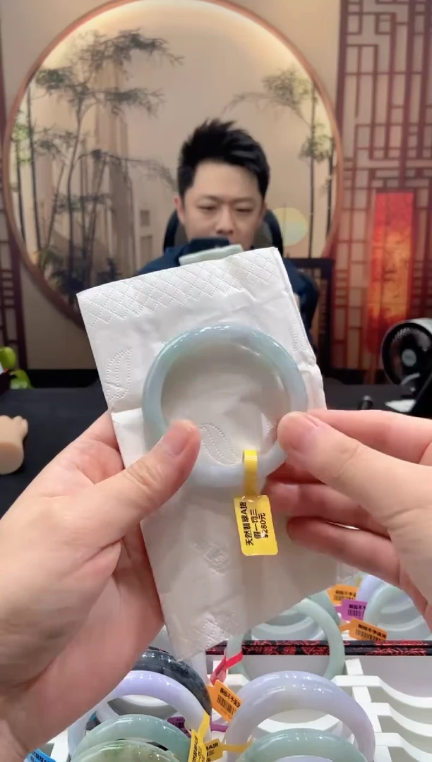 翡翠手镯未镶嵌000025479