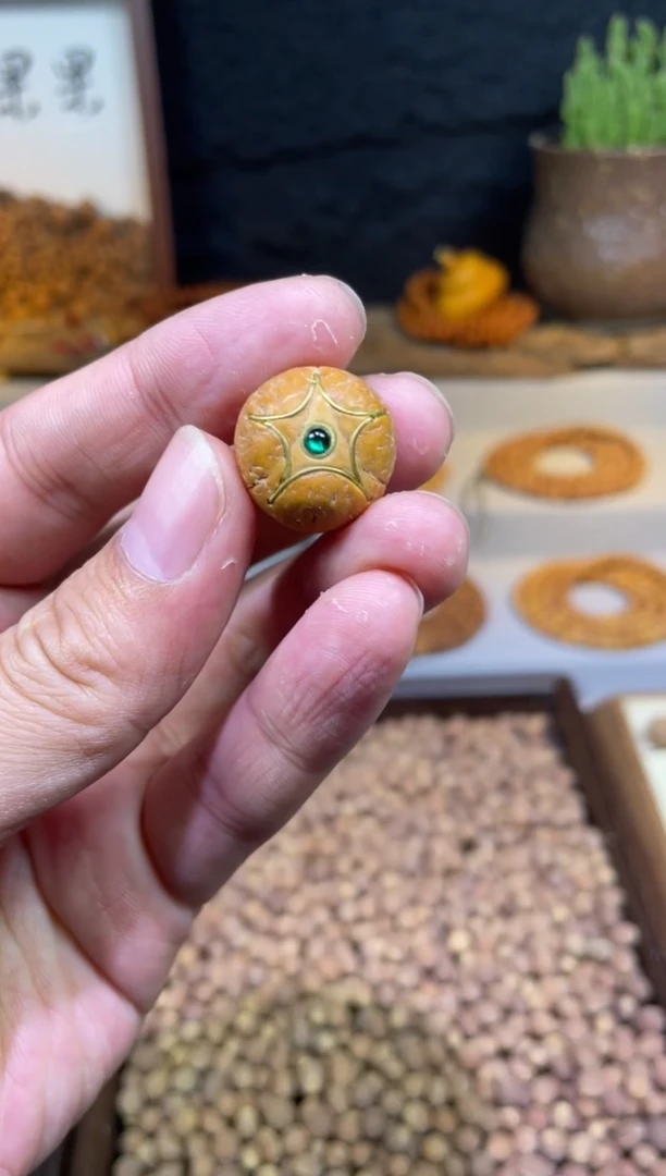 吊坠凤眼菩提镶嵌改五星