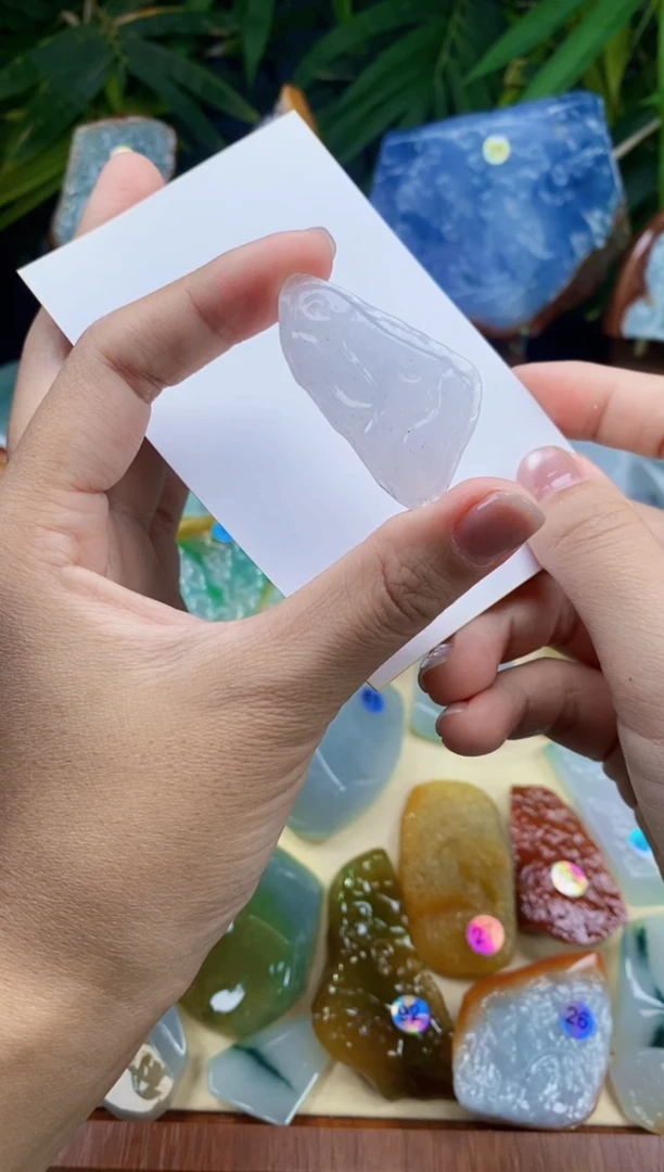 定制翡翠未镶嵌翡翠