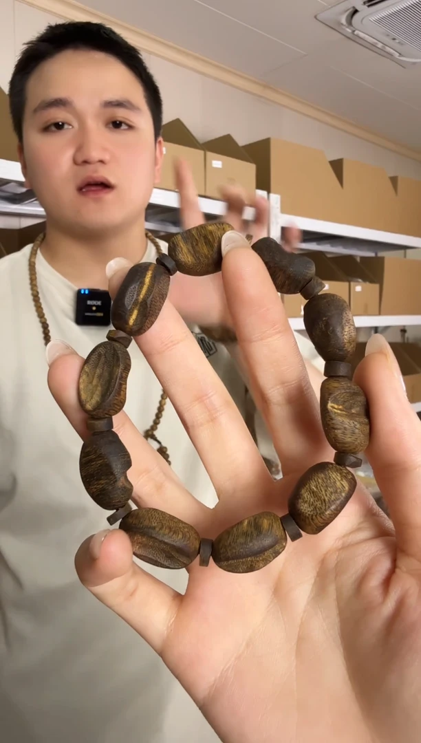 沉香手串海南沉香板头留疤随形手串单圈 /多样性发其一