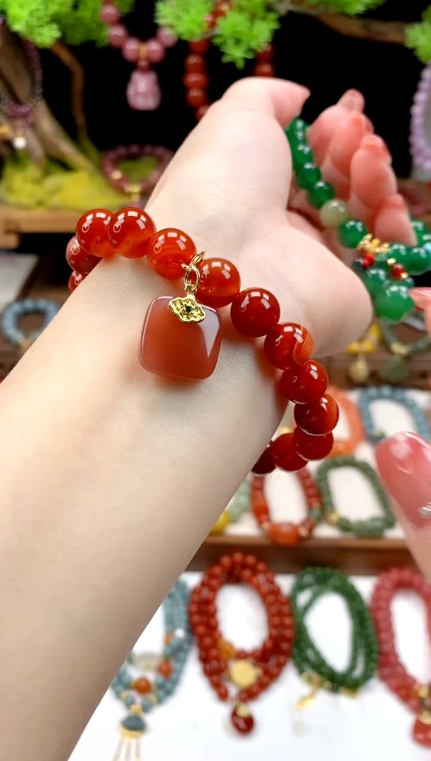 手饰玛瑙未镶嵌无事牌