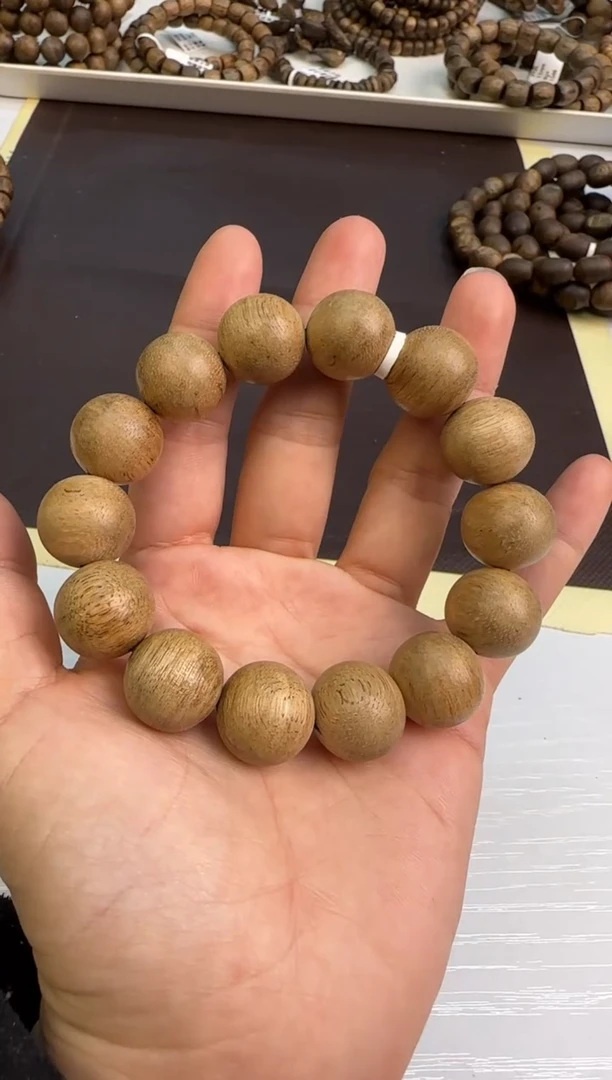 【闪购商品】沉香手串加里曼丹天然沉香16mm16g多样性发1
