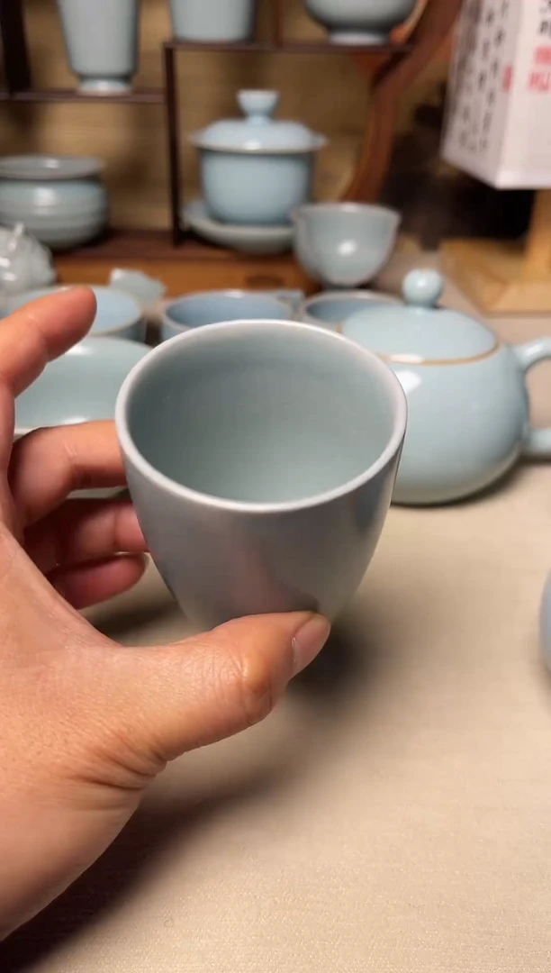 全品无瑕仿古釉缸杯