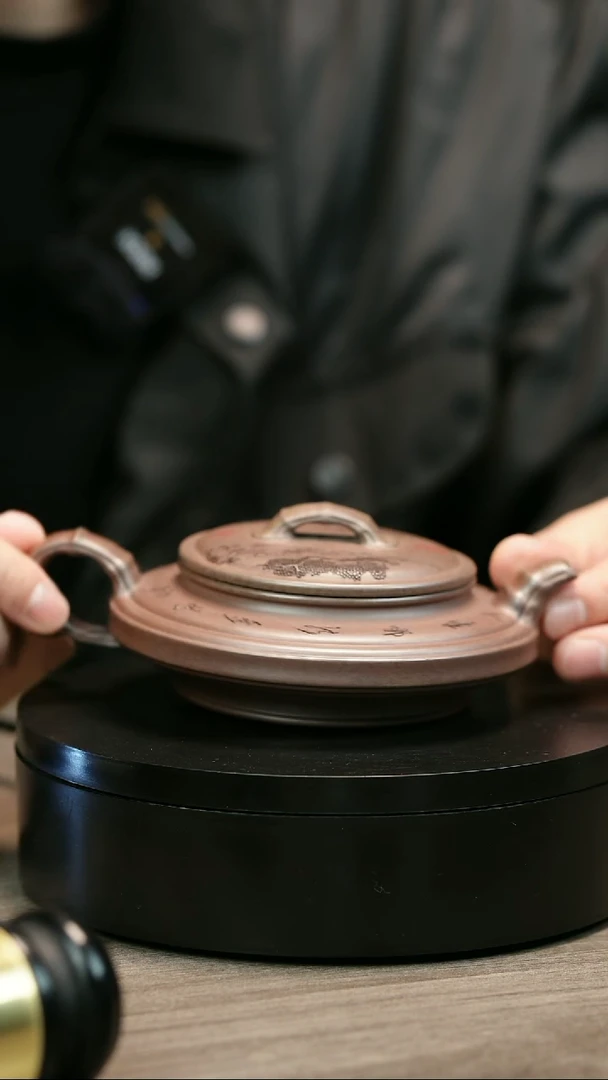 茶壶紫砂莫*H2202李小琴段泥柴烧虚扁