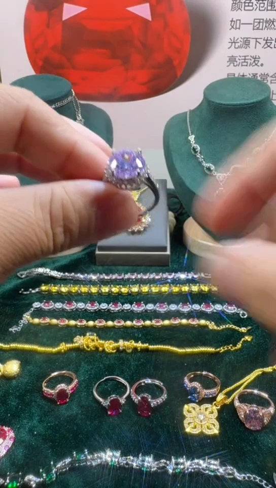 戒指蓝宝石18K金镶嵌2