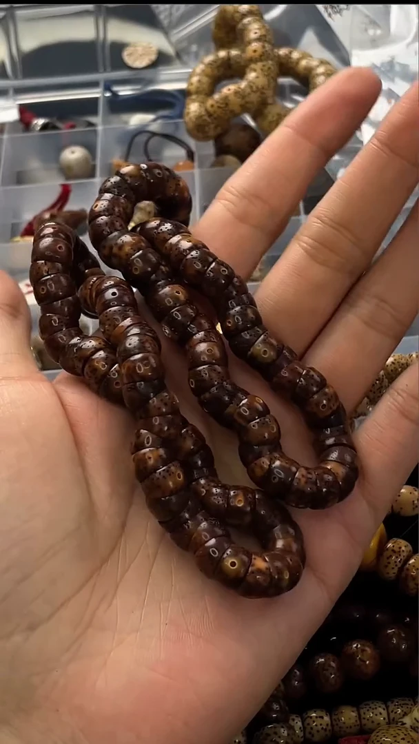 手串星月菩提精工级深珀花皮桶形大肠9*6手持