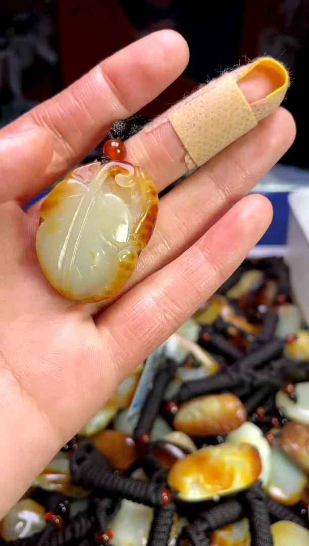 【闪购商品】和田玉颈饰未镶嵌1