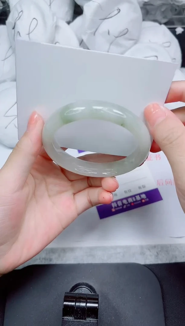 石英质玉手镯未镶嵌146-56