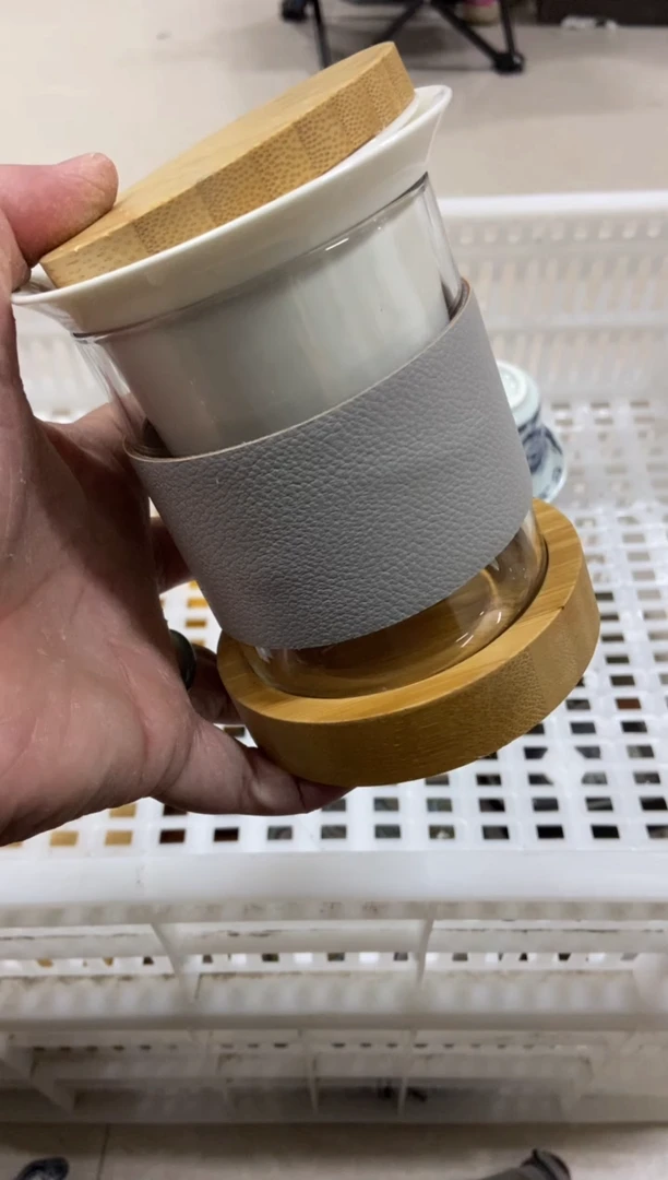 杯子瓷无运费险有瑕疵的摄影的产品有使用过的痕迹有点脏介意勿拍