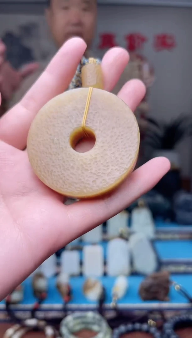 和田玉未镶嵌挂件1