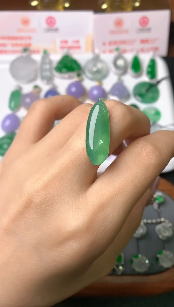 【闪购商品】定制翡翠未镶嵌裸石（镶嵌定制）